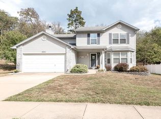 2251 Castlegate Dr, Imperial, MO 63052