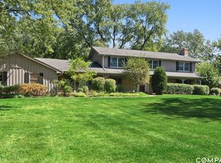 2803 Knoll Dr, Long Grove, IL