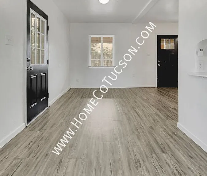 833 W Jacinto St — Photo 17