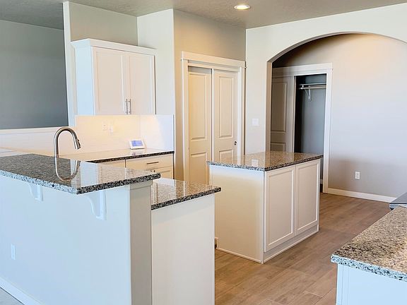 3rd image of 5708 E Bollo St