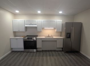 49 W 4th St, Mount Carmel, PA 17851