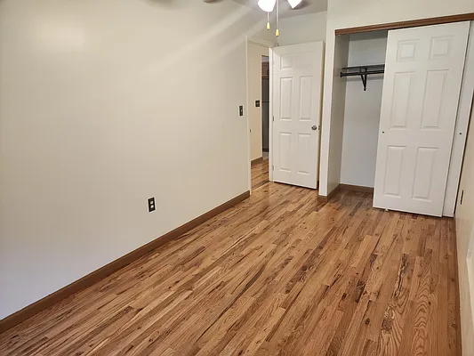 Rented by Capri Jet Realty Corp | media 5