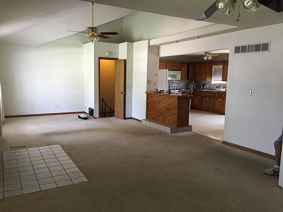 4th image of 7703 Osage Ave