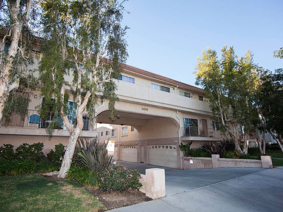 1st image of 10215 Variel Ave Unit 8