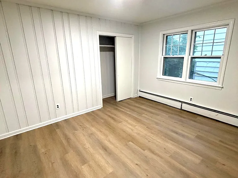 100 Fischer Blvd — Photo 18