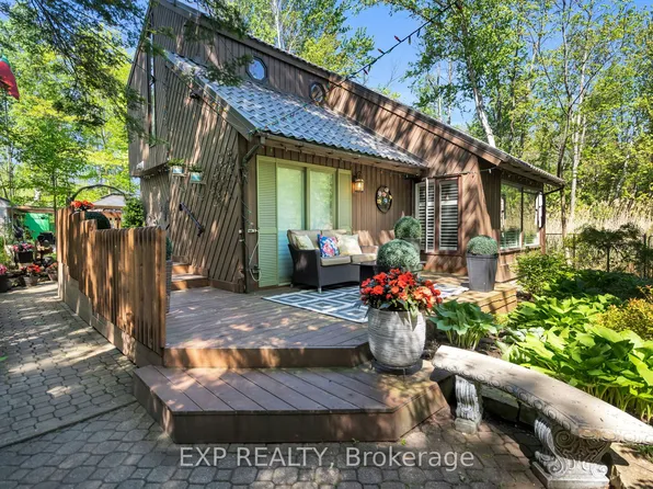 180 Brophys Ln, The Blue Mountains, ON L9Y 0K3