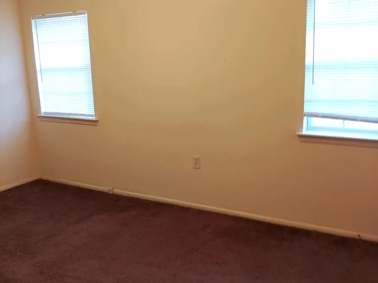 202 Concord St — Photo 5