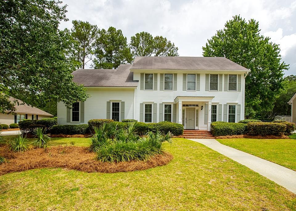 1st image of 1007 Charleston Pl