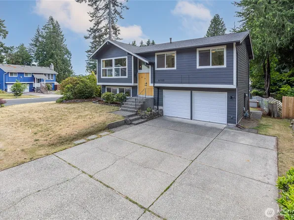 8105 Spur Court NW, Bremerton, WA 98311