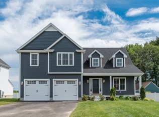 7 Thomas Mann Cir #4, Norfolk, MA 02056