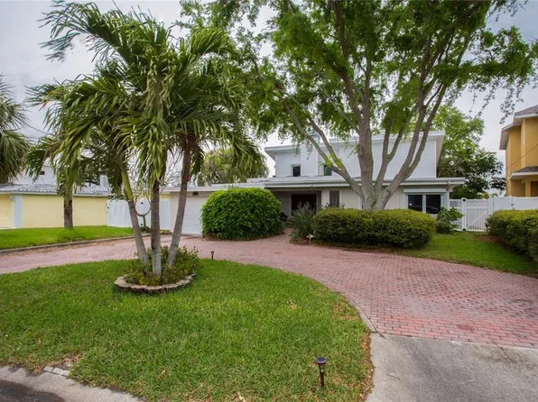 14186 W Parsley Dr, Madeira Beach, FL 33708