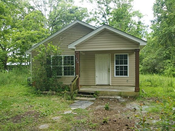 2nd image of 326 Valley Dr