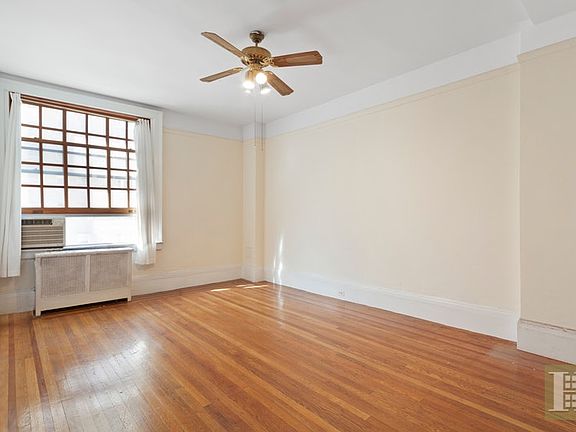 2nd image of 527 Cathedral Pkwy #41