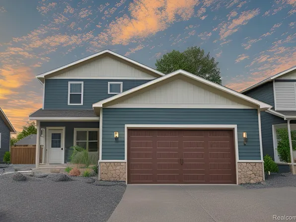 23533 Donaldson St, Clinton Township, MI 48035