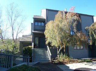 604 Loran Pointe Cir, Seneca, SC 29672