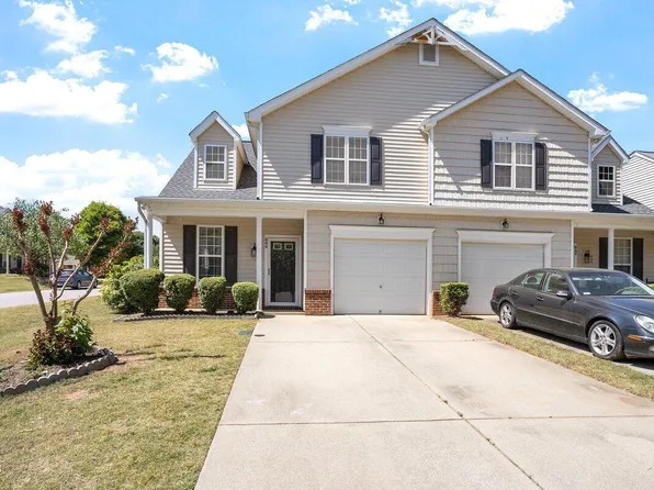 600 Woodson Dr, Clayton, NC 27527