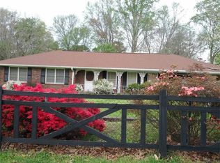 595 Coventry Dr, Marietta, GA 30066