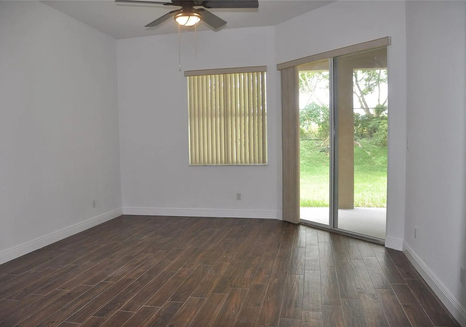 19496 S Whitewater Avenue, Weston, FL 33332 - 2442 — Photo 3