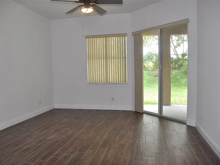 19496 S Whitewater Ave — Photo 3