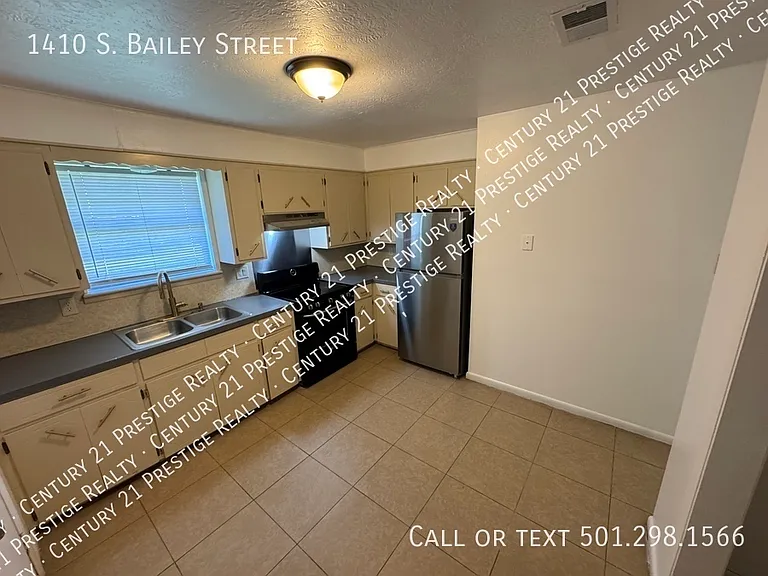 1410 S Bailey St #1410 — Photo 6