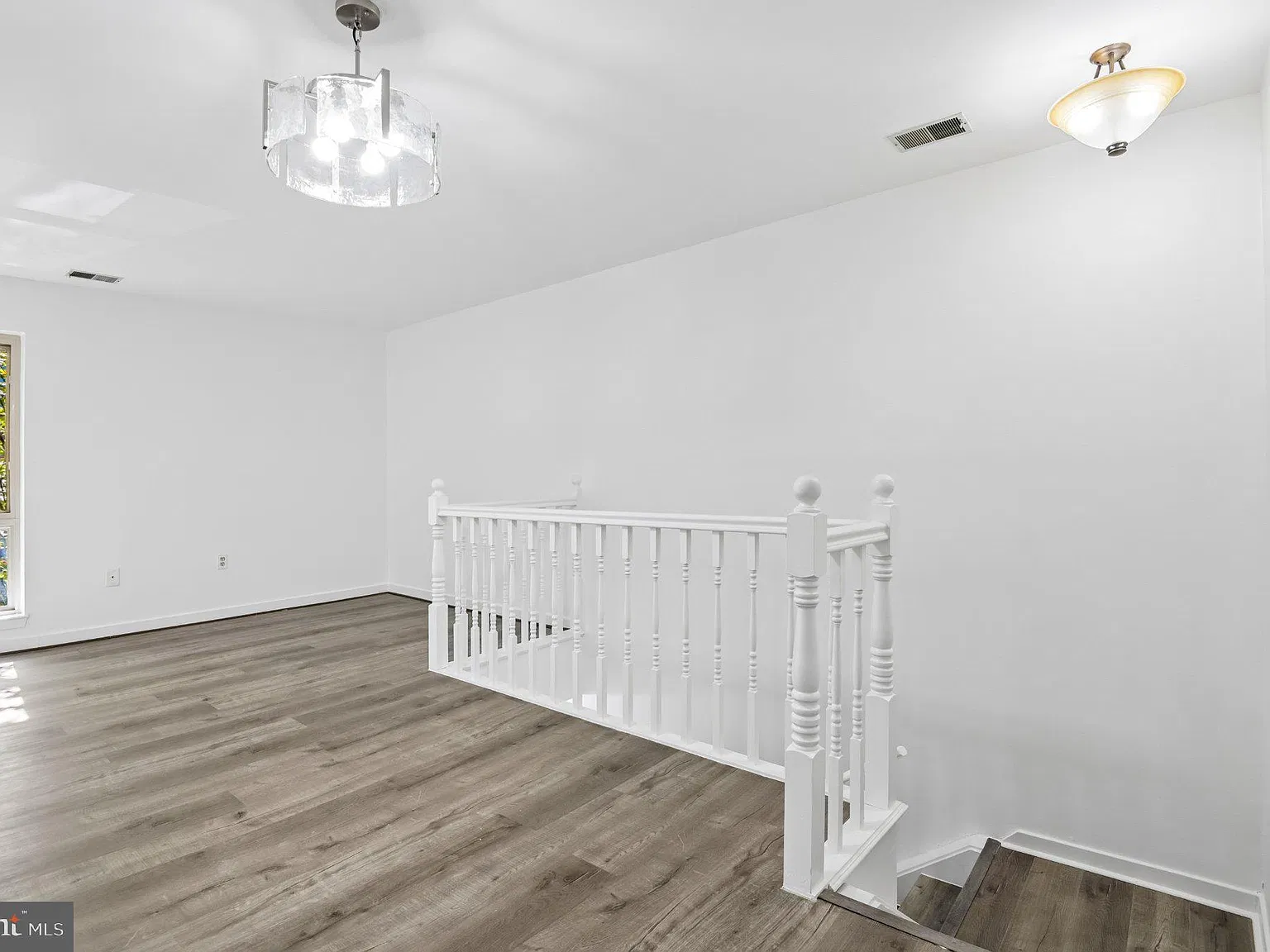 2 bed, 2.0 bath, 1033 sqft, $2,250 — Photo 3