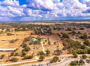 135 Weston Rd, Comfort, TX 78013