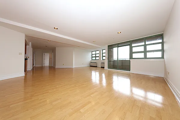 Rented by Corcoran | media 15