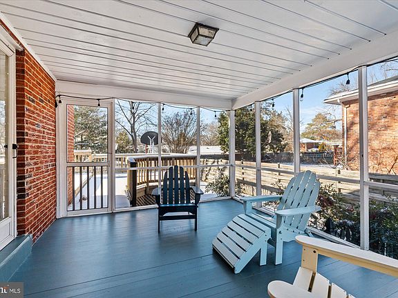 3rd image of 8408 Felton Ln