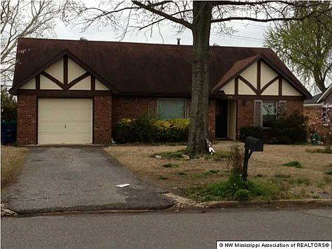 2nd image of 703 Valley Springs Dr