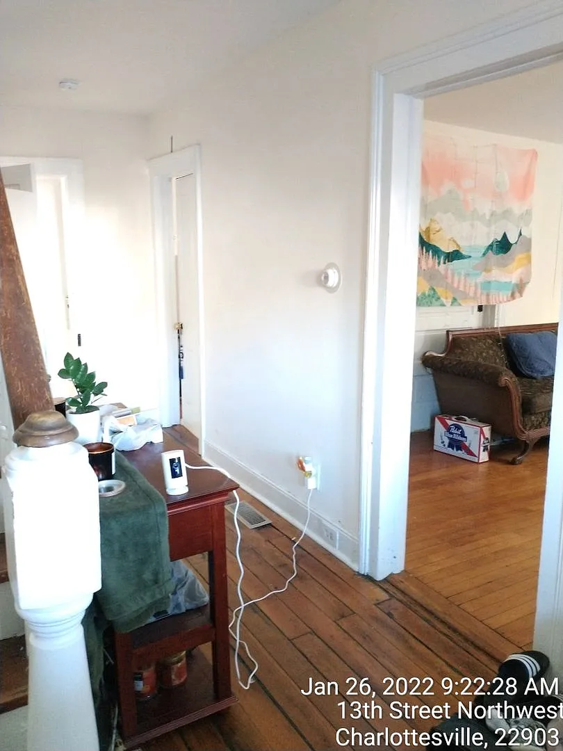 Heart Of Uva 13th St 4 Br, 2.5 Bath / Shared Housing — Photo 4