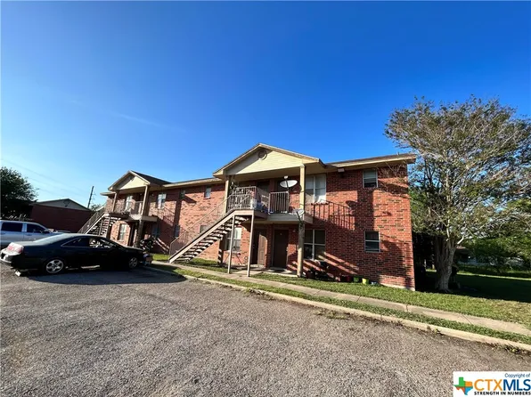 1703-1705 S Washington St, Beeville, TX 78102