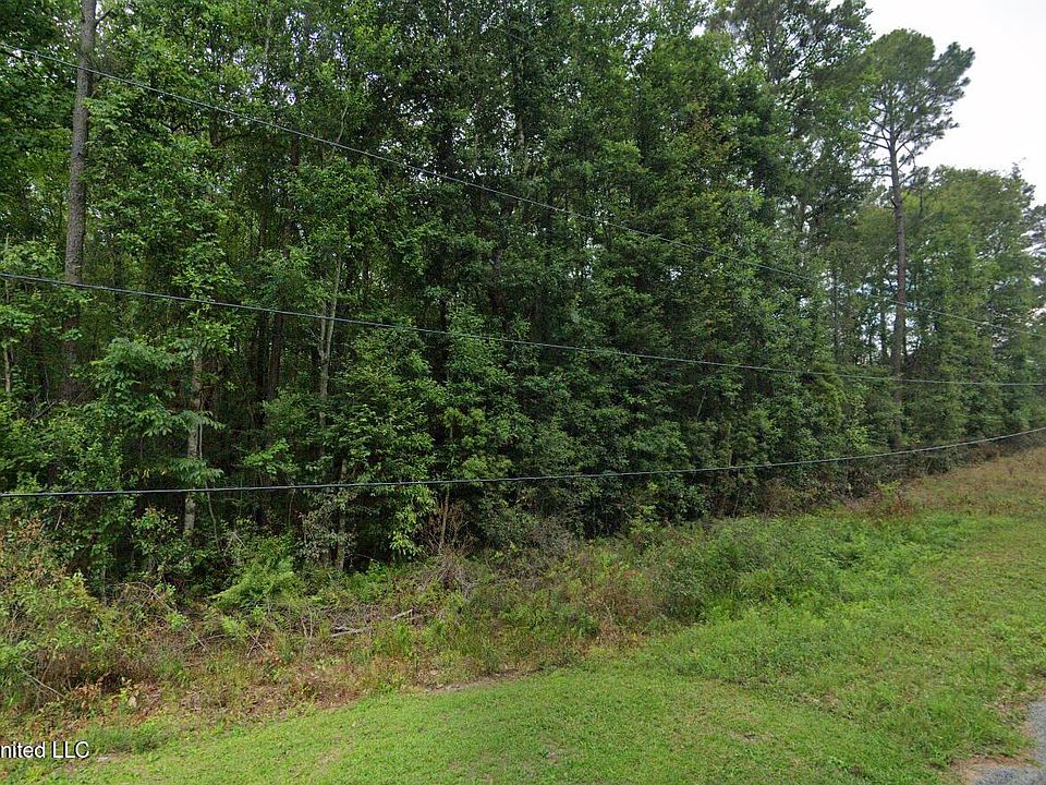 2nd image of Dogwood Ln Lot 25