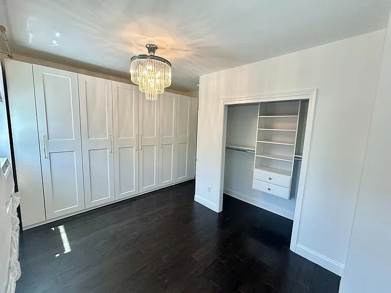2545 Ellsworth St — Photo 6