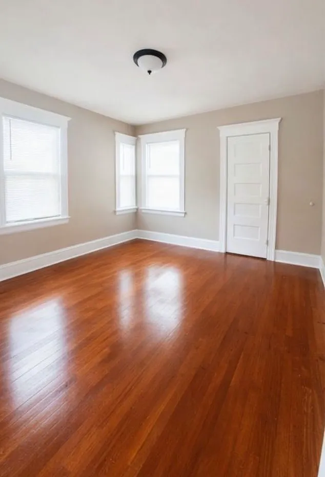 2 bed, $2,000 — Photo 2