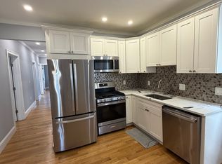 29 East St APT 2, Dorchester, MA 02122