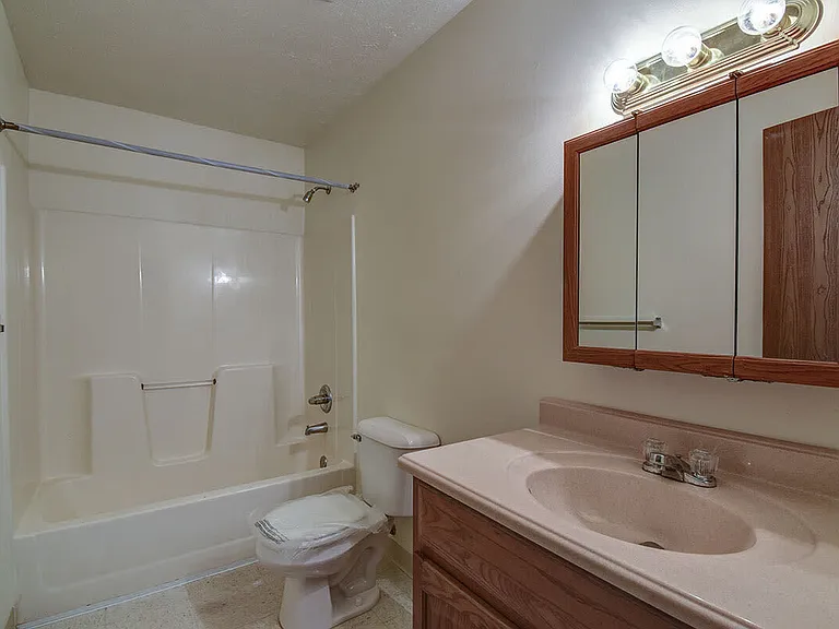 Greene Gables — Photo 23