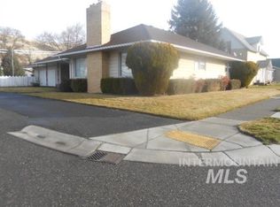 91 14th St, Pomeroy, WA 99347