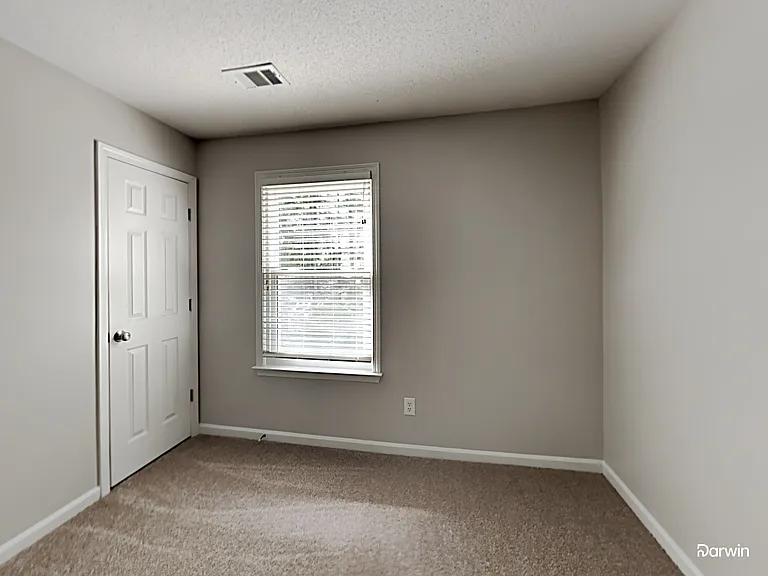 1627 Heyford Cir NW — Photo 9