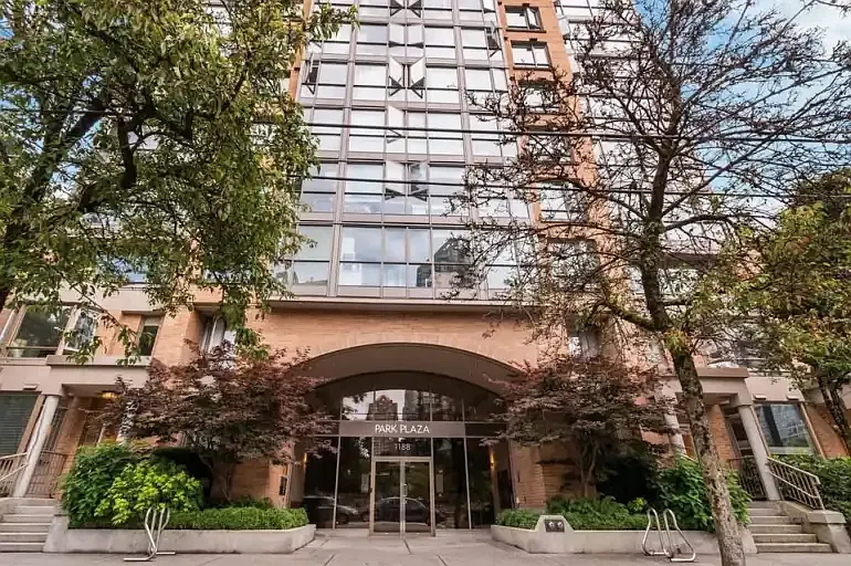 Studio, 1.0 bath, 405 sqft, $2,250 — Photo 2