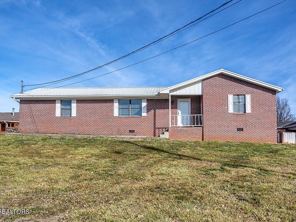 1st image of 322 Shamrock Dr
