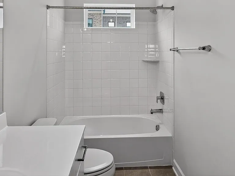612 Leigh Way — Photo 33