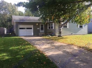 1612 E Fairlawn Dr, Urbana, IL