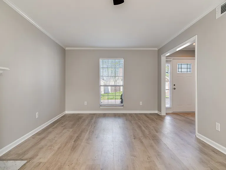 344 N Birchwood Dr — Photo 10