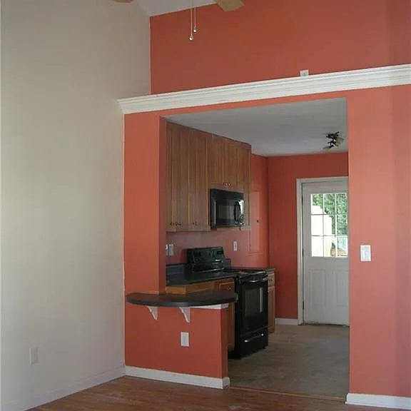 1503 Stone Gate Ln SE — Photo 6