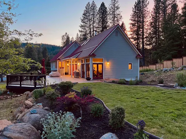 9 Spring Meadows Rd, McCloud, CA 96057