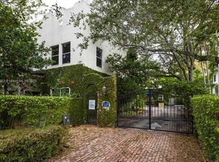 3051 Center St #9, Miami, FL 33133
