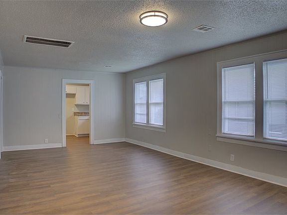 4th image of 5018 S 32nd West Ave