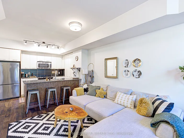 15 Valhalla Inn Rd #Townhouse 10 — Photo 7
