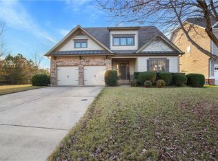 12 Aspen Ln SE, Cartersville, GA 30120