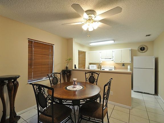 Dining Area_Unit 9039